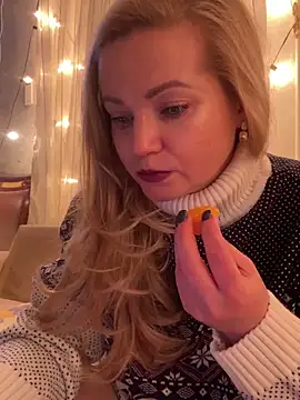 Snapshot of Lady__Maria chatting on February 5, 4:47 pm Lady Maria online show from February 5, 4:47 pm