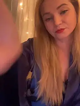 Snapshot of Lady__Maria chatting on February 19, 4:00 pm Lady Maria online show from February 19, 4:00 pm
