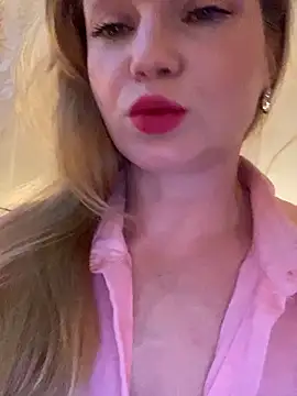 Snapshot of Lady__Maria chatting on October 15, 3:53 pm Lady Maria online show from October 15, 3:53 pm