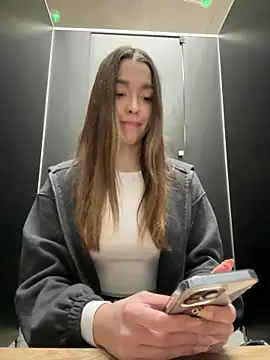 barbiehumpxxx online show from December 16, 11:31 pm