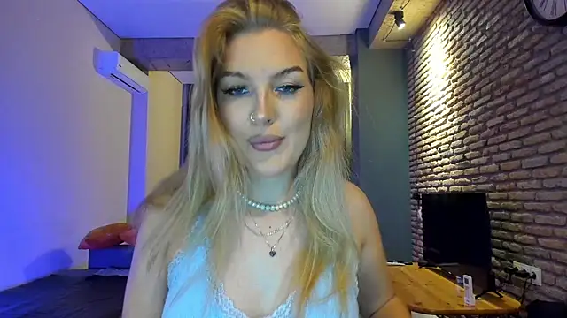fifteenpoem online show from June 27, 2:39 am