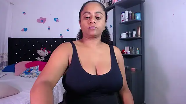BellaKarla online show from May 27, 8:16 pm
