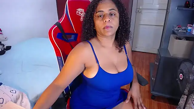 BellaKarla online show from March 8, 12:27 am