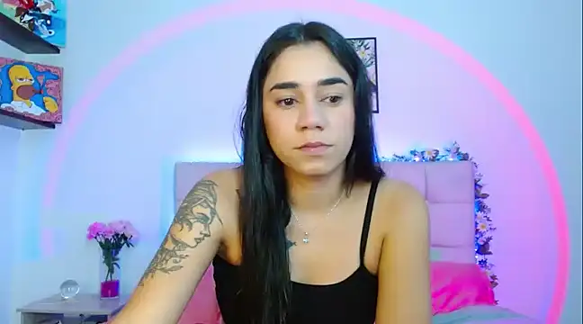 Snapshot of Layla_Rachel chatting on March 3, 1:28 am Layla Rachel online show from March 3, 1:28 am