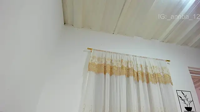 Snapshot of annie_barozzi chatting on July 3, 2:34 pm annie barozzi online show from July 3, 2:34 pm