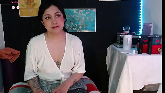 AbsentaVert online show from April 10, 9:55 pm