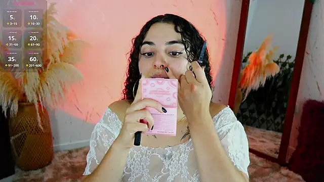 Snapshot of merida_bell18 chatting on November 22, 11:14 pm merida bell18 online show from November 22, 11:14 pm