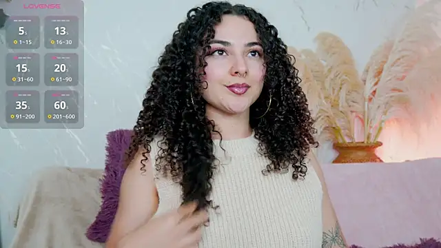 Snapshot of merida_bell18 chatting on July 21, 10:22 pm merida bell18 online show from July 21, 10:22 pm