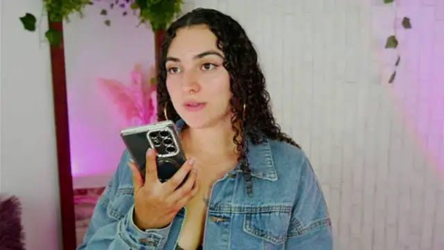 merida bell18 online show from September 27, 11:11 pm