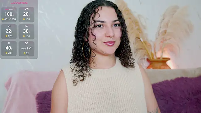 Snapshot of merida_bell18 chatting on June 16, 8:42 pm merida bell18 online show from June 16, 8:42 pm