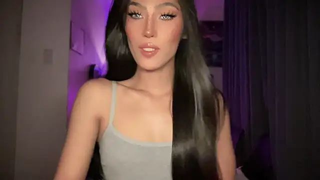 Snapshot of Bella_Gordon chatting on October 7, 12:50 pm Bella Gordon online show from October 7, 12:50 pm