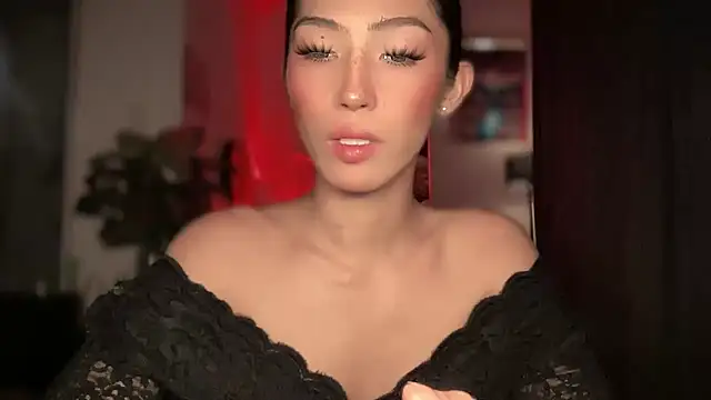 Bella Gordon online show from December 18, 8:23 pm