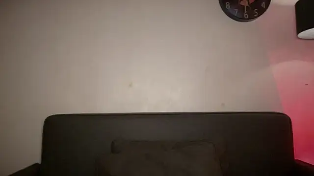 Bella Gordon online show from May 14, 6:32 am