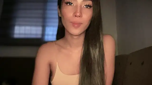 Bella Gordon online show from June 2, 9:48 pm