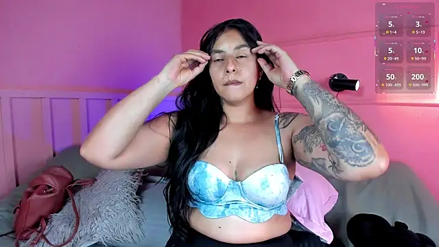 Snapshot of Desipleasure chatting on June 24, 8:17 pm Desipleasure online show from June 24, 8:17 pm