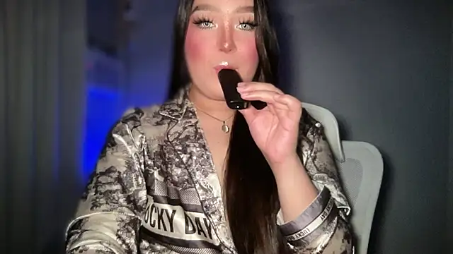 MissCataleyaxxx online show from March 12, 8:24 pm