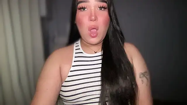 Snapshot of MissCataleyaxxx chatting on November 6, 11:42 pm MissCataleyaxxx online show from November 6, 11:42 pm