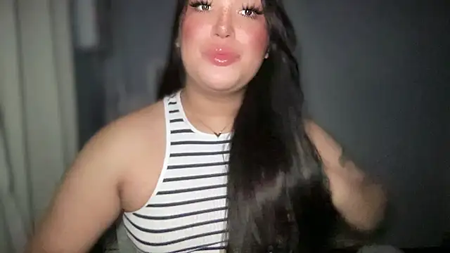 Snapshot of MissCataleyaxxx chatting on November 8, 12:58 am MissCataleyaxxx online show from November 8, 12:58 am