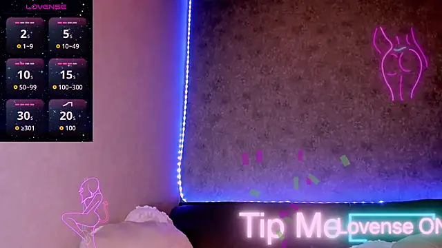 Snapshot of madina_taher chatting on September 19, 9:08 pm madina taher online show from September 19, 9:08 pm