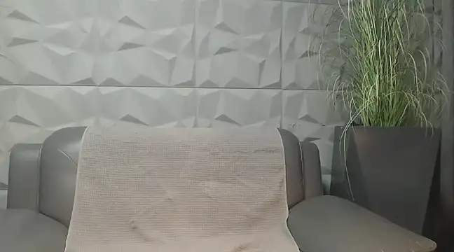 Antoniodiamond online show from February 1, 8:05 pm