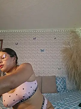 caylinhot7 online show from October 30, 4:55 am