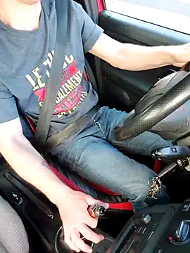 Xcoquinx online show from April 11, 7:16 am