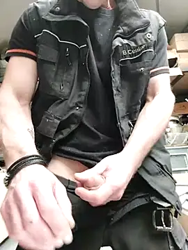 Xcoquinx online show from February 26, 1:11 pm