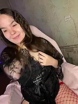 Snapshot of Var_Kiss chatting on May 16, 7:40 am Var Kiss online show from May 16, 7:40 am