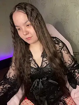 Snapshot of Var_Kiss chatting on May 10, 4:49 am Var Kiss online show from May 10, 4:49 am