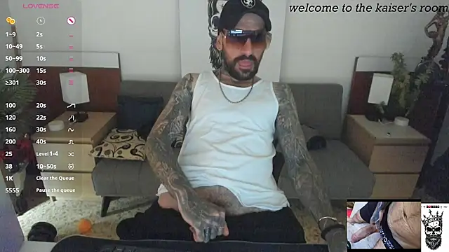 kaiser679  online show from March 11, 9:53 pm