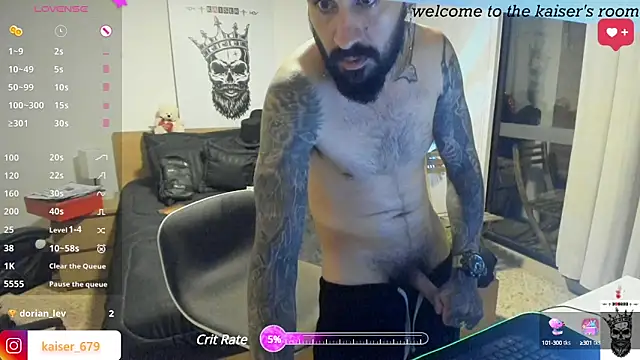 kaiser679  online show from March 18, 4:18 am