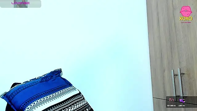 Bessie32 online show from November 28, 10:04 am