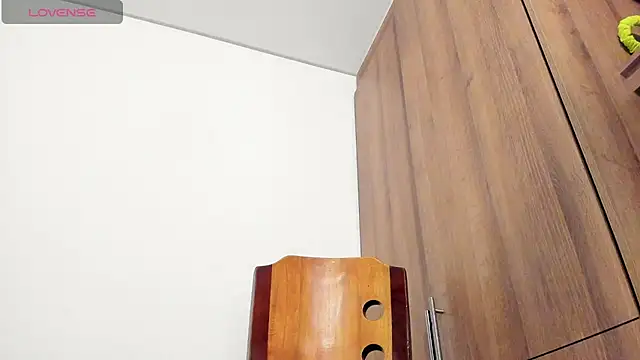 Bessie32 online show from April 11, 10:41 am