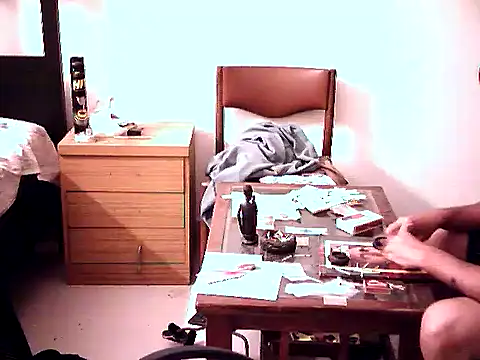 Snapshot of aksxi1 chatting on October 30, 9:11 pm aksxi1 online show from October 30, 9:11 pm