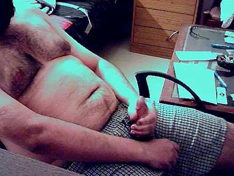 Snapshot of aksxi1 chatting on February 27, 6:41 pm aksxi1 online show from February 27, 6:41 pm