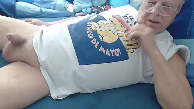 Snapshot of Cock__17 chatting on July 7, 11:25 am Cock 17 online show from July 7, 11:25 am