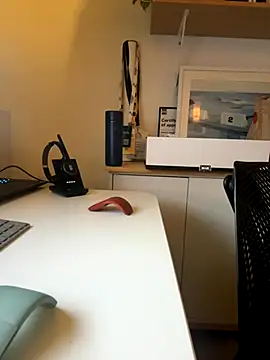 GrowHuge online show from November 3, 1:58 pm