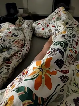 kiam471 online show from January 10, 6:20 am