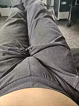 kiam471 online show from February 24, 1:45 pm