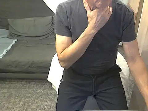 kiam471 online show from November 18, 11:26 pm