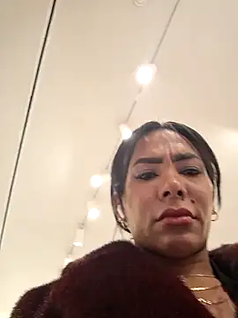 Doll Loren online show from February 12, 3:23 pm