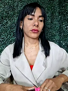 Snapshot of Doll_Loren chatting on March 8, 11:39 pm Doll Loren online show from March 8, 11:39 pm