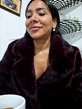 Doll Loren online show from May 31, 11:27 am