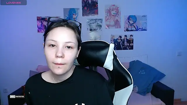 Snapshot of HugoMin chatting on January 11, 3:34 am HugoMin online show from January 11, 3:34 am