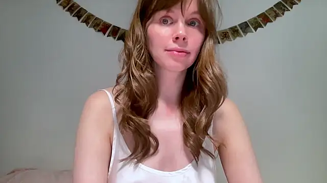 Nikki Mimimi online show from January 7, 11:15 am