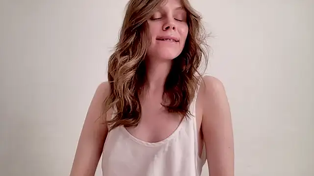 Nikki Mimimi online show from March 21, 1:23 pm