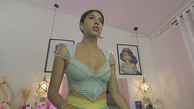 dani parker  online show from November 5, 4:43 pm