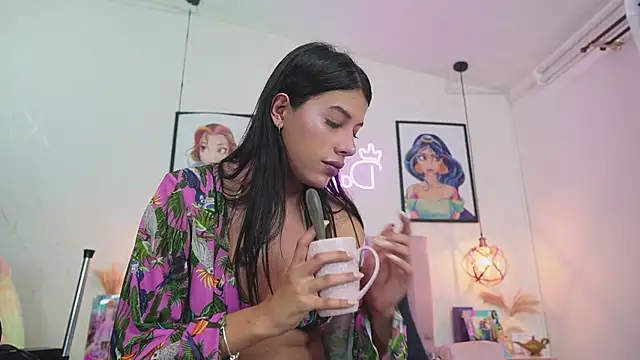 dani parker  online show from April 20, 4:52 pm