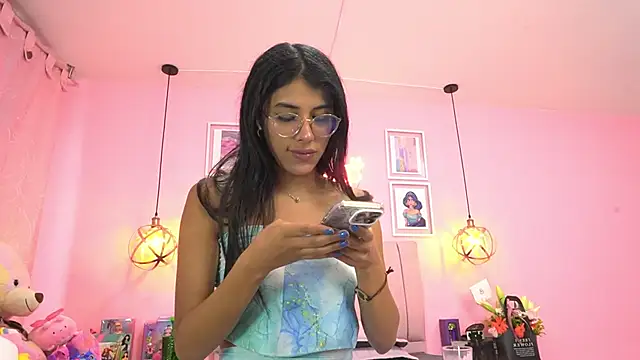 dani parker  online show from March 11, 4:18 pm