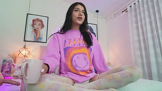 dani parker  online show from March 18, 4:30 pm